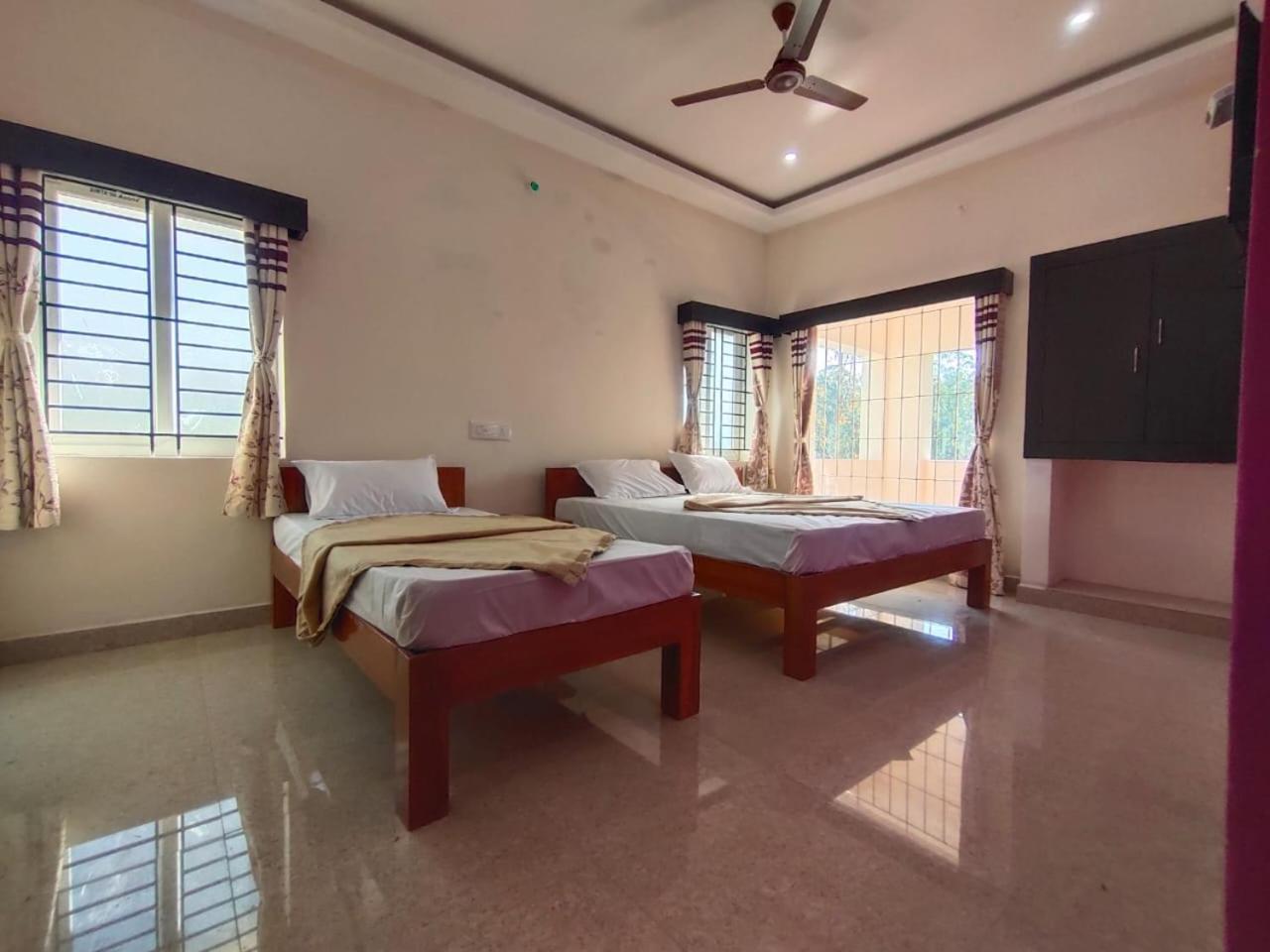 Bh Sunrise Villa Yercaud Extérieur photo